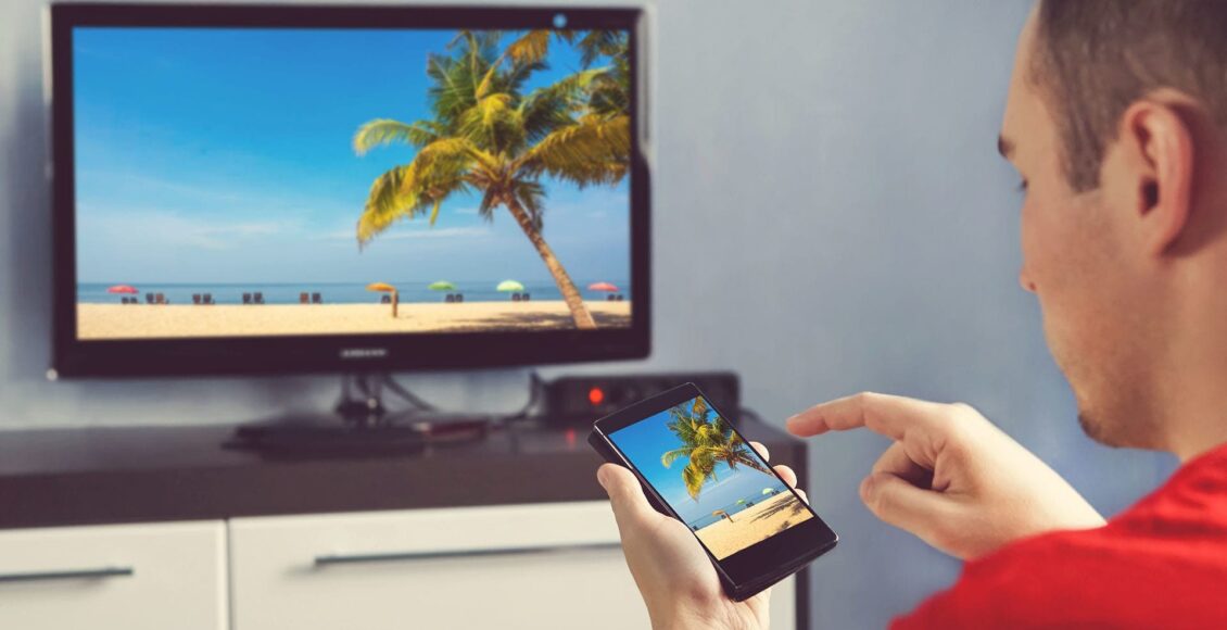 أفضل 4 تطبيقات عرض شاشة الهاتف على التلفزيون بدقة عالية