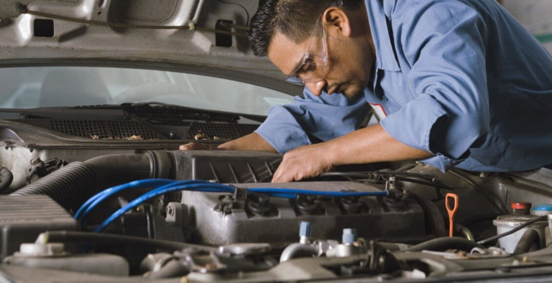 أشهر موقع لتصليح سيارتك بنفسك وبكل سهولة