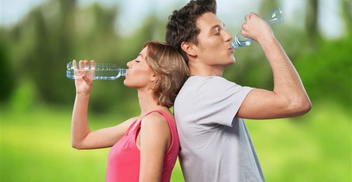 أفضل تطبيق للرعاية الصحية يذكركم بشرب الماء في الوقت المناسب