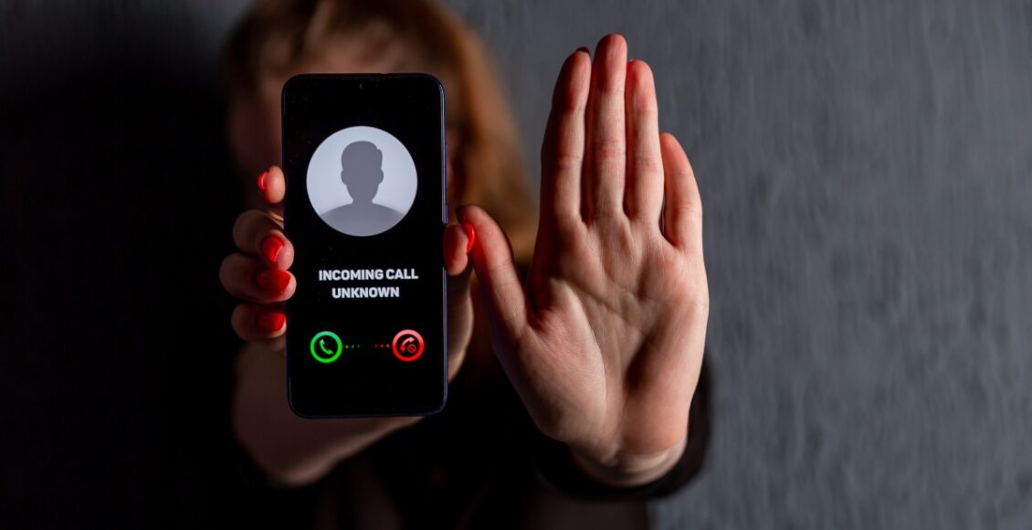 أفضل مواقع كشف الأرقام ومعرفة اسم المتصل المجهول مجاناً